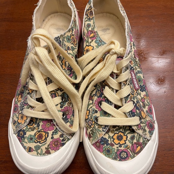 Rocket Dog Floral Canvas sneakers - Picture 2 of 11